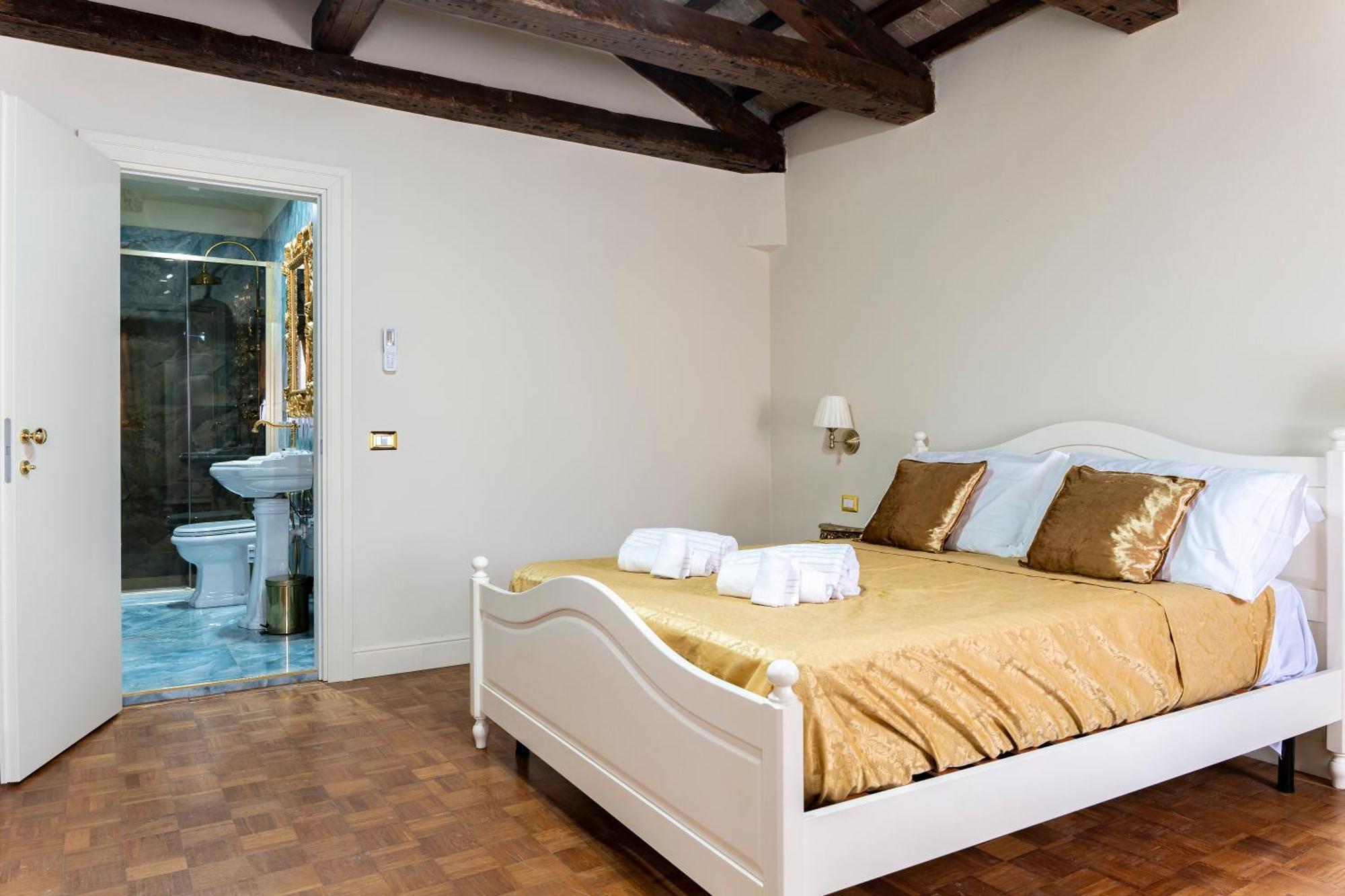 Palazzo Titti Rialto Suites Venice Ngoại thất bức ảnh