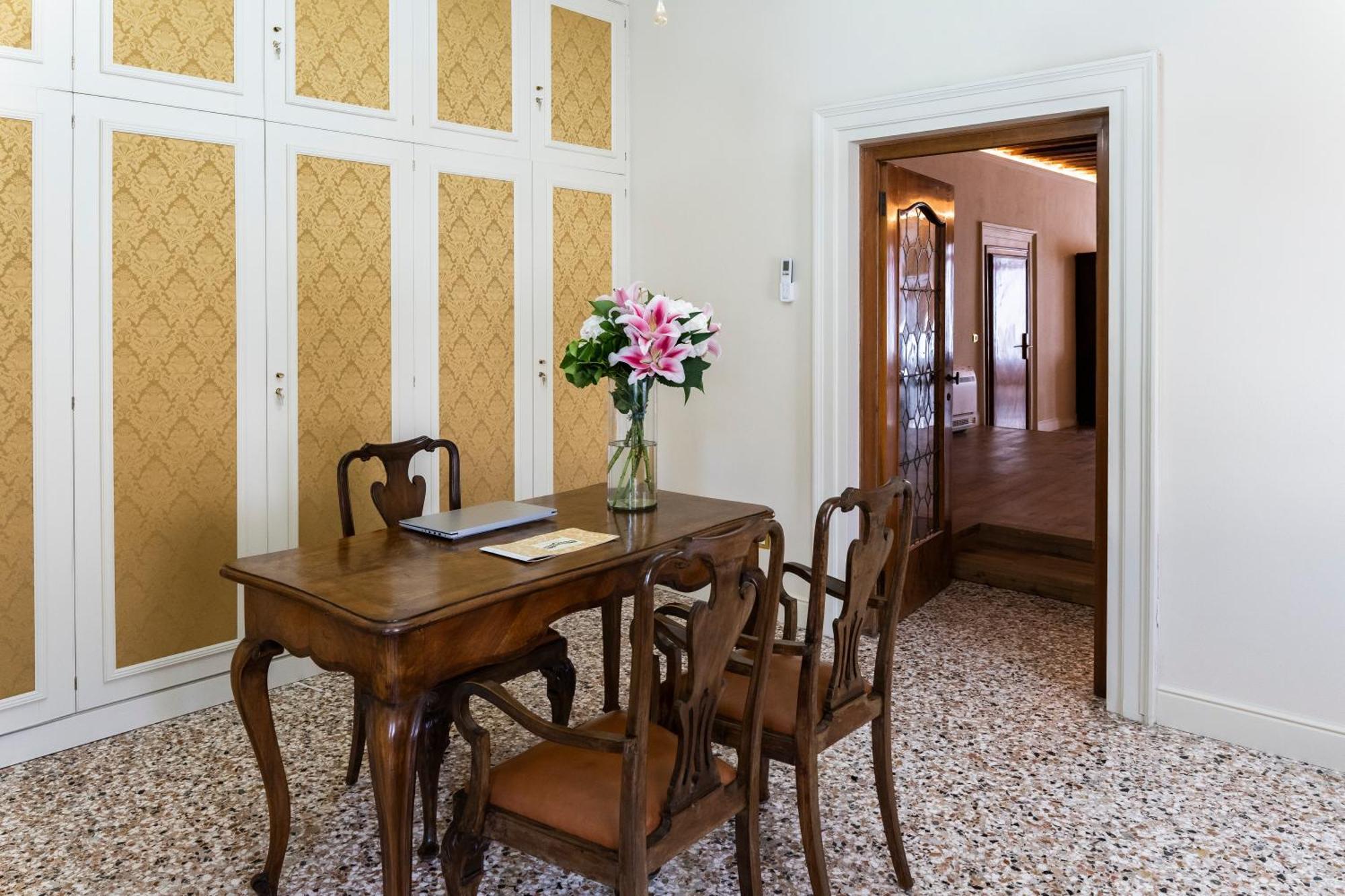 Palazzo Titti Rialto Suites Venice Ngoại thất bức ảnh