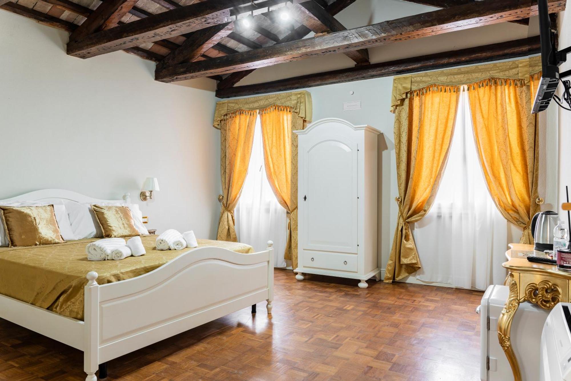 Palazzo Titti Rialto Suites Venice Ngoại thất bức ảnh