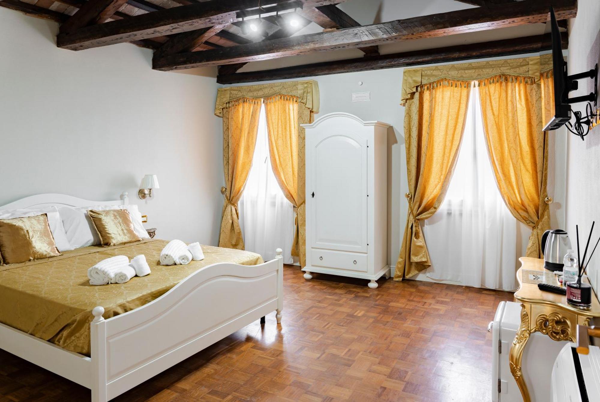 Palazzo Titti Rialto Suites Venice Ngoại thất bức ảnh