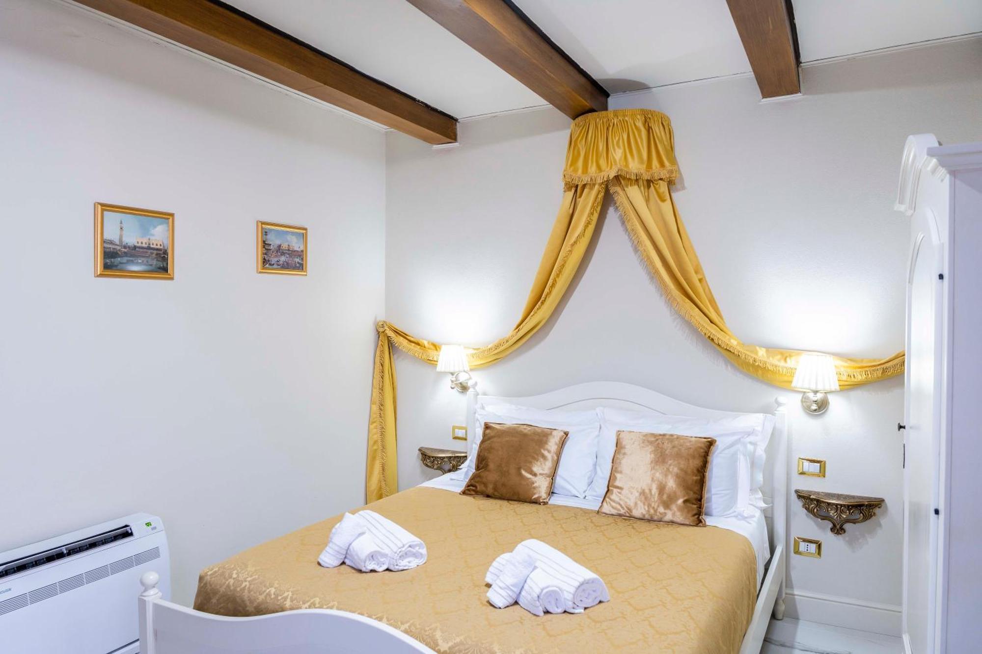 Palazzo Titti Rialto Suites Venice Ngoại thất bức ảnh
