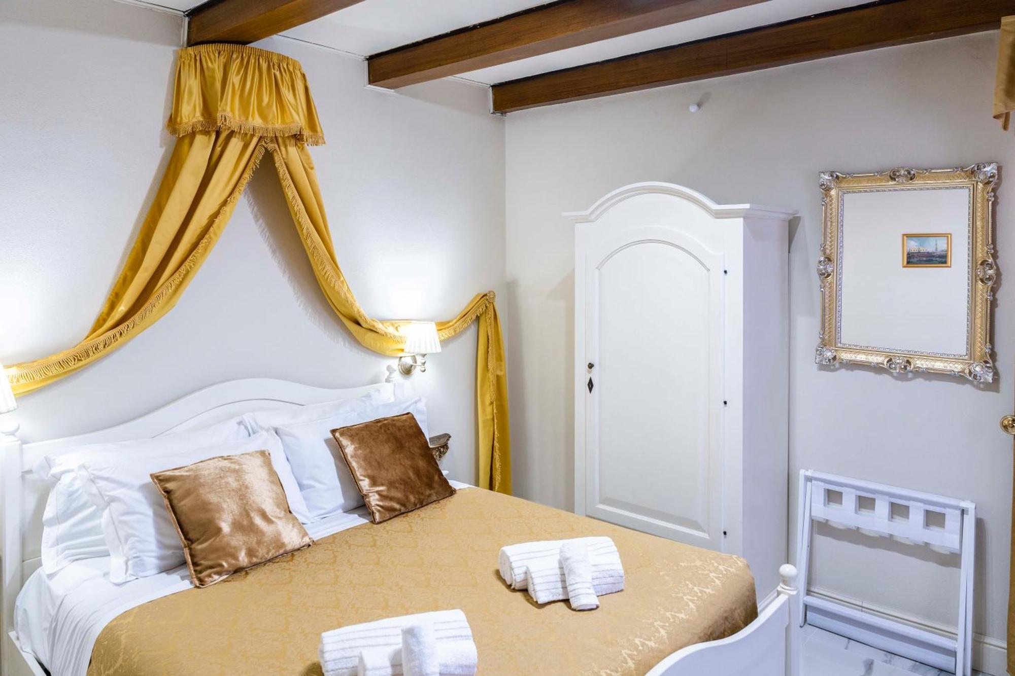 Palazzo Titti Rialto Suites Venice Ngoại thất bức ảnh