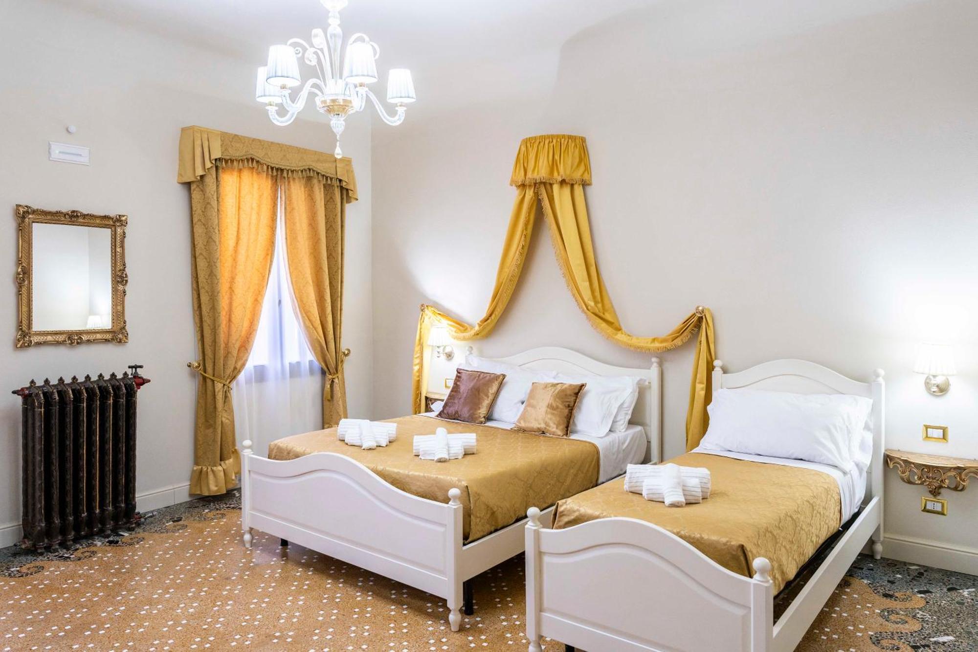 Palazzo Titti Rialto Suites Venice Ngoại thất bức ảnh